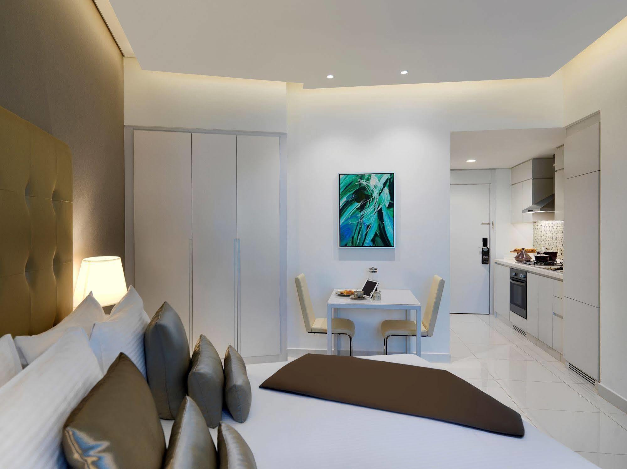Damac Maison The Vogue Dubaj Zewnętrze zdjęcie A typical studio apartment