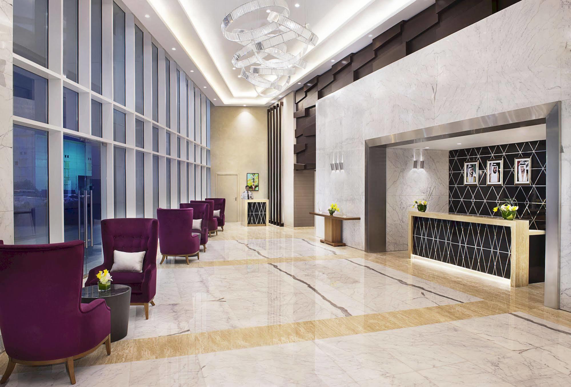 Damac Maison The Vogue Dubaj Zewnętrze zdjęcie Lobby