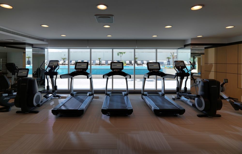 Damac Maison The Vogue Dubaj Zewnętrze zdjęcie The gym at the hotel